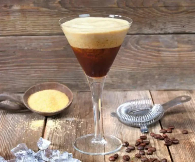 Caffè shakerato, come realizzarlo a casa