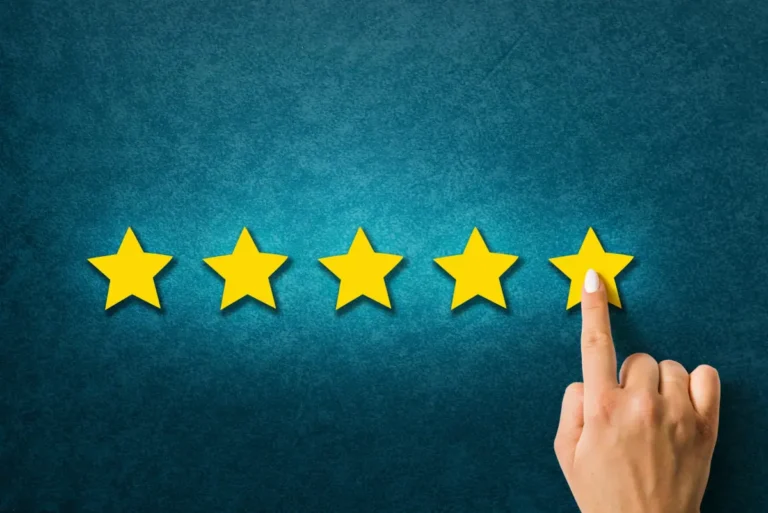 Come gestire le recensioni online: la guida per rispondere alle recensioni dei clienti e gestire la reputazione online della struttura