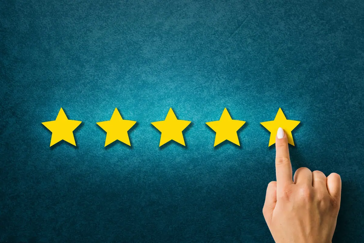 Come gestire le recensioni online: la guida per rispondere alle recensioni dei clienti e gestire la reputazione online della struttura