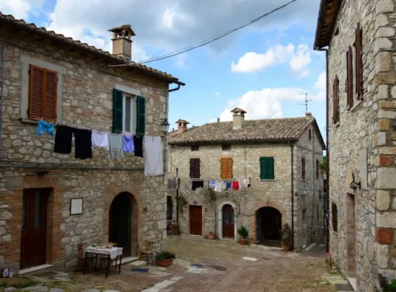 Sito web per B&B nei borghi italiani - Homepage professionale di bed and breakfast in borgo antico con design responsive